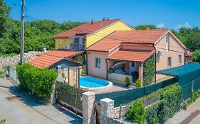 Holiday Home Ana - Mlk135 By Interhome