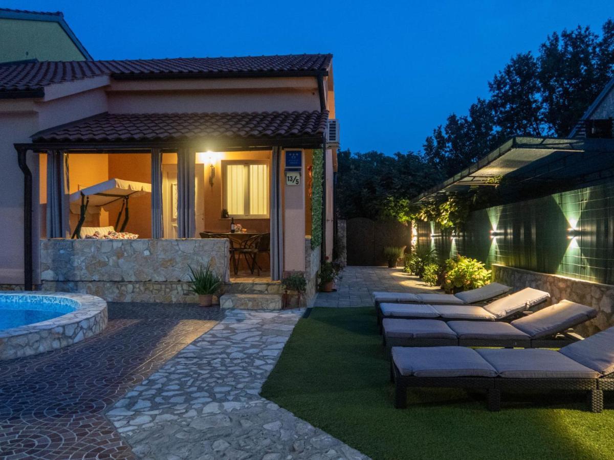 Holiday Home Ana - Mlk135 By Interhome Šilo Exterior foto